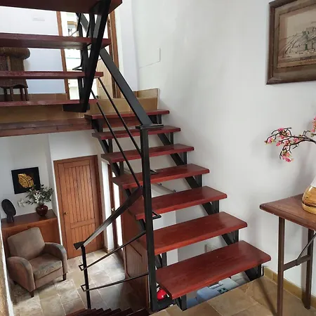 Sidonia, Luxury Historic Modern Townhouse, Swimming Pool, Terraces, Sea View.